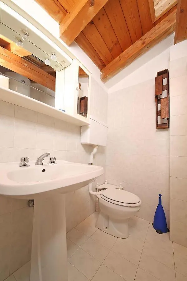 Apartment In Tremosine - Gardasee 22276